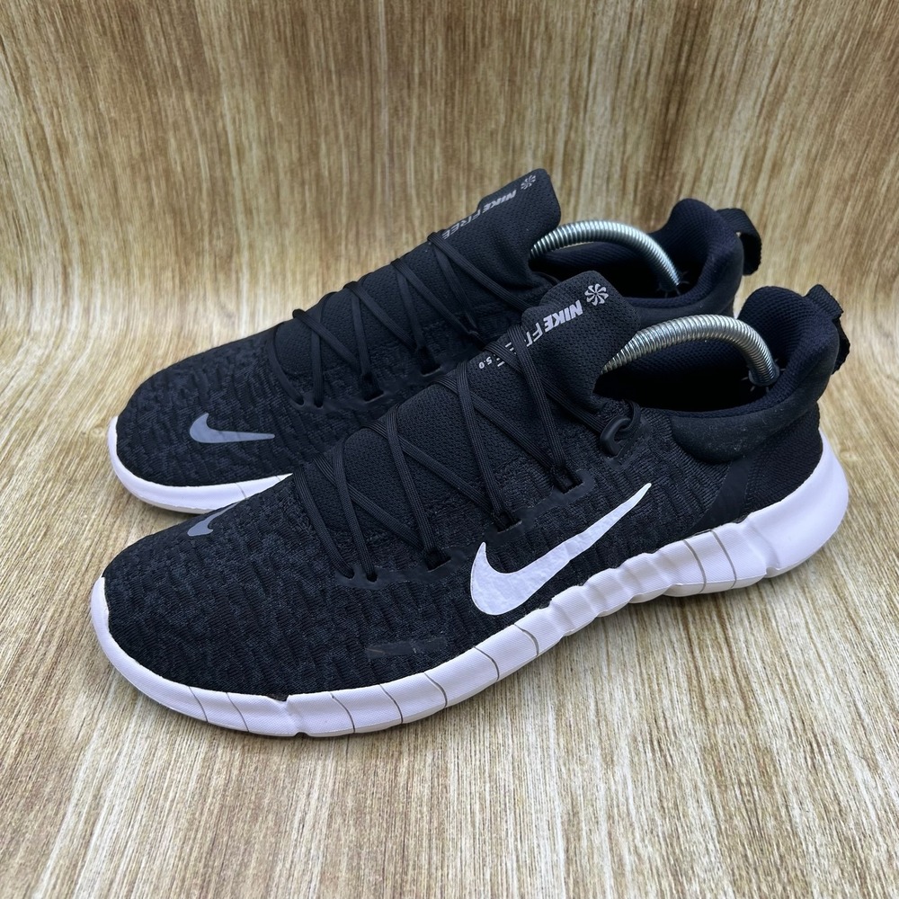 Nike Free Run 5.0 Men's Size 10.5 Black White Running Shoes Sneakers CZ1884-001 - Picture 3 of 10